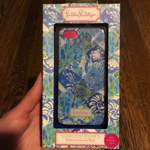 Lilly Pulitzer iPhone cover, coastal patch pattern